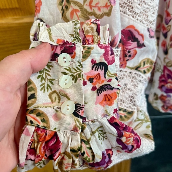 NWT House of Harlow 1960 Button Down Pink Floral Print Blouse Extra Small XS - Picture 9 of 10